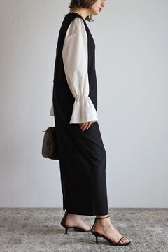 BONJOUR SAGAN公式オンラインストア / Vネックノースリワンピース