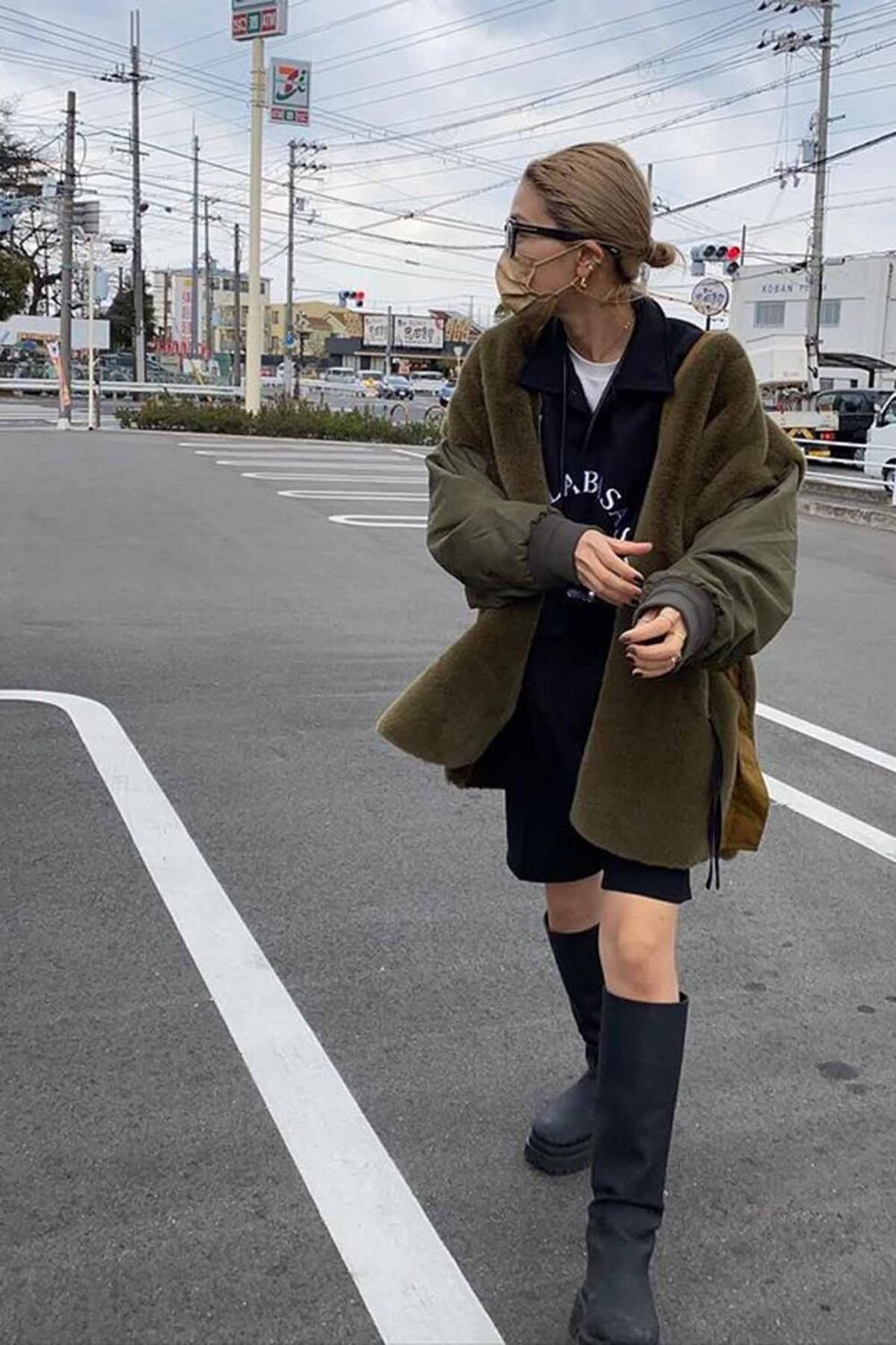 163cm