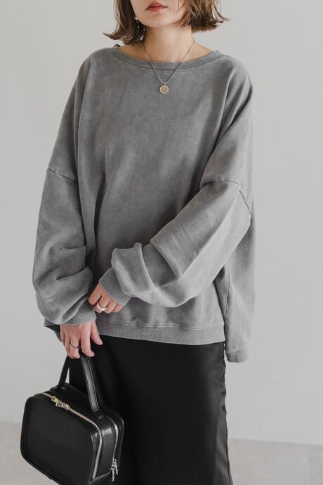 ピグメントオーバーサイズスウェット