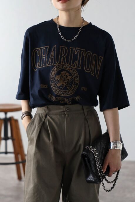 CHARLTON刺繍ロゴTシャツ