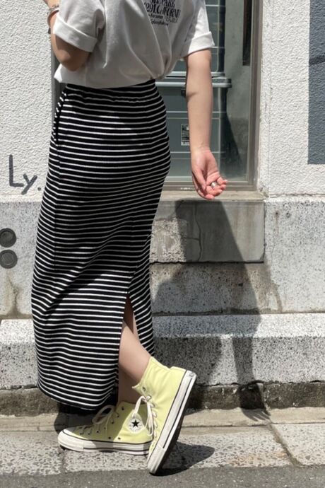 セルフカットバックスリットリブスカート