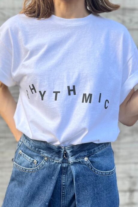 RHYTHMICロゴTシャツ