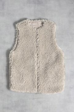 希少カシミヤ100%◎APOGEE アポジー ロングファーベスト サガファー使用 希少カシミヤ100%◎APOGEE アポジー ロングファーベスト