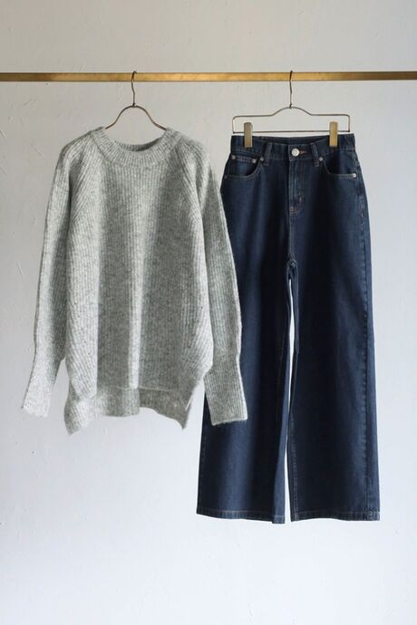 Light-Gray×Navy