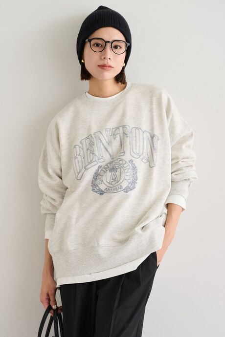 白抜きカレッジロゴ刺繍BIGスウェット