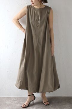 BONJOUR SAGAN公式オンラインストア / 裾バルーン撥水ノースリワンピ