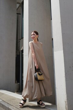 SALE‼️ センソユニコ 萌（もゆる）カーキ ノースリーブ バルーンワンピース SALE‼️ センソユニコ 萌（もゆる）カーキ ノースリーブ