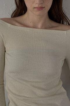 ラメ入り　Sサイズ　Off Shoulder Glitter Tee　ホワイト BONJOUR SAGAN公式オンラインストア / glitter off shoulder