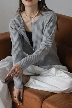 ウエストリボンベルト付き［ ロング / ミディアム ］丈が選べるV