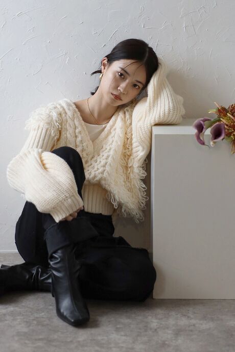 loop knitting V neck knit / 切替ループ編みVネックニット