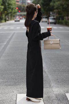 pelleq バックオープンロングスリーブワンピース BONJOUR SAGAN公式オンラインストア / back open long sleeve