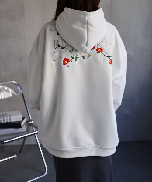 model：162cm 着用サイズ：XL