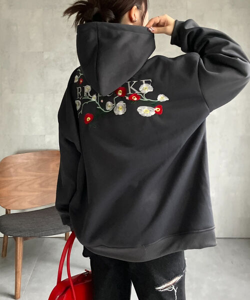 model：158cm 着用サイズ：XL