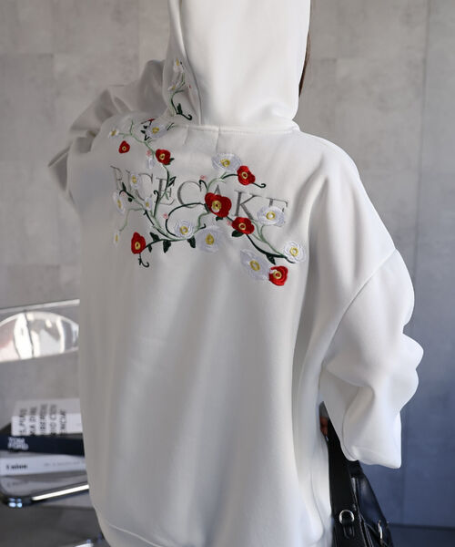 model：162cm 着用サイズ：XL