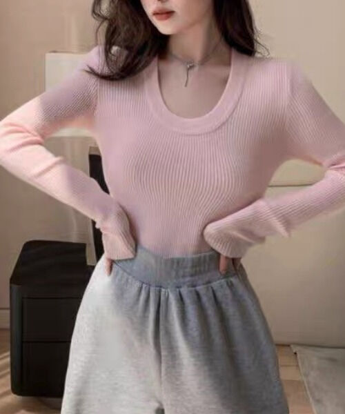 Uネックリブニット