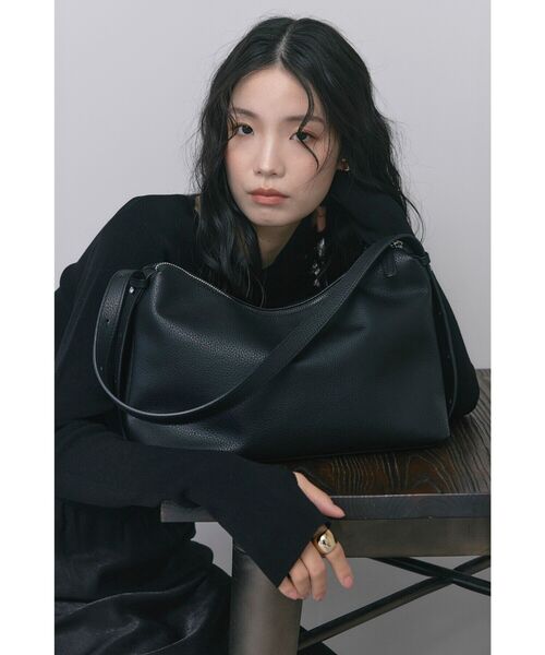 【牛革】ミニマルショルダーバッグ