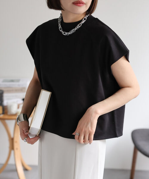 model:162㎝　着用サイズ:FREE