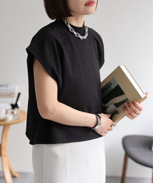 model:162㎝　着用サイズ:FREE