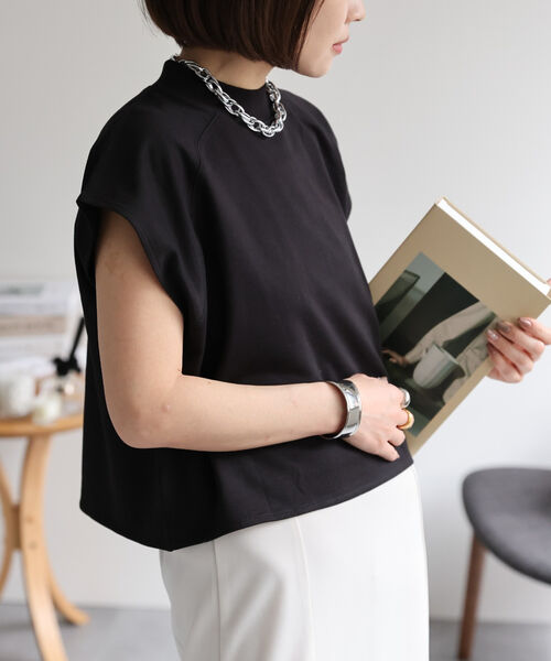 model:162㎝　着用サイズ:FREE