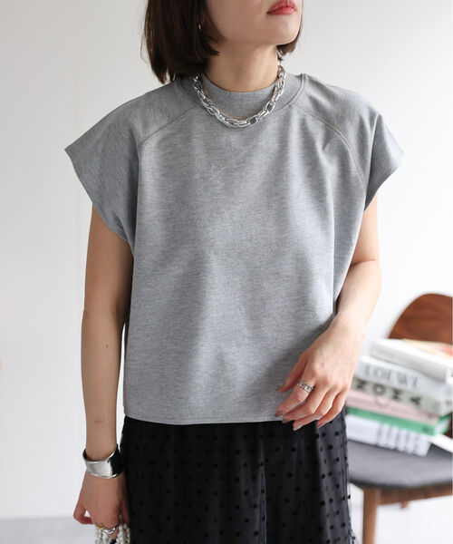 model:162㎝　着用サイズ:FREE