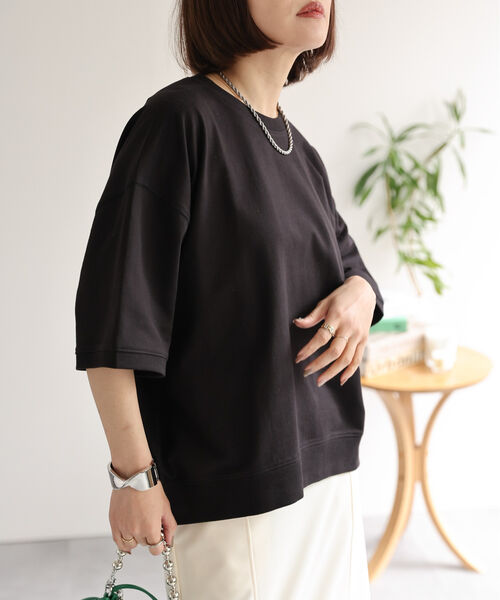 model:162㎝　着用サイズ:FREE