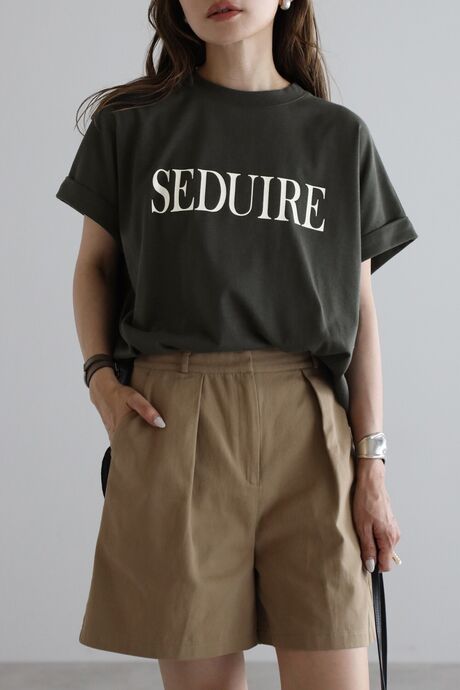 ロールアップロゴTシャツ