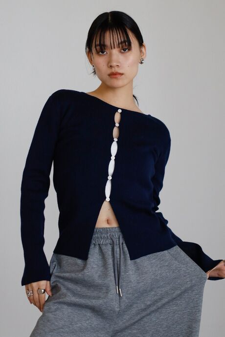 front holed knit / フロントホールニット