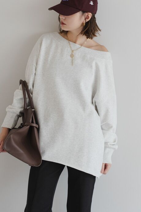 オフショルスウェットプルオーバー