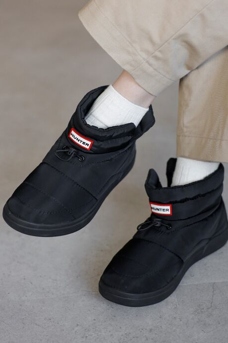 【HUNTER】IN / OUT COSY PUFF SIDE VENT BOOTIE