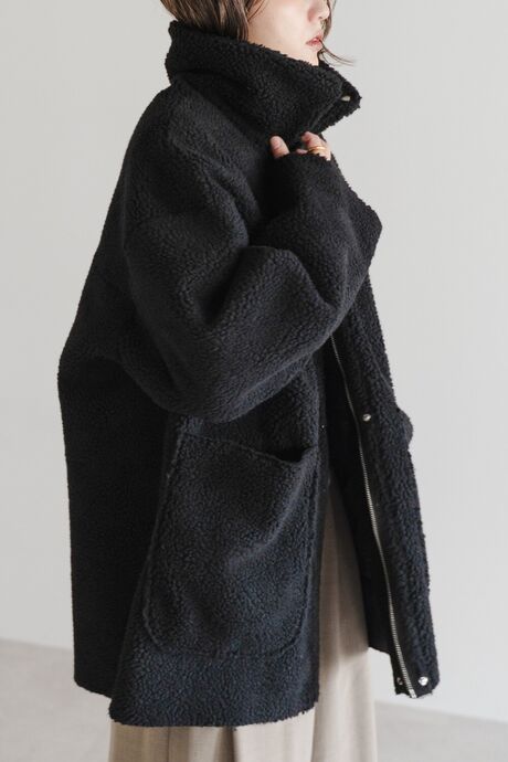リバーシブルフェイクレザームートンコート