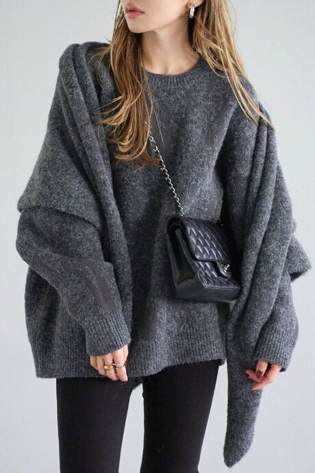 ストール付きニットプルオーバー