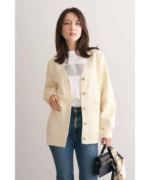 【骨格ストレート向け】ウエストシェイプゴールドボタンニットカーデ