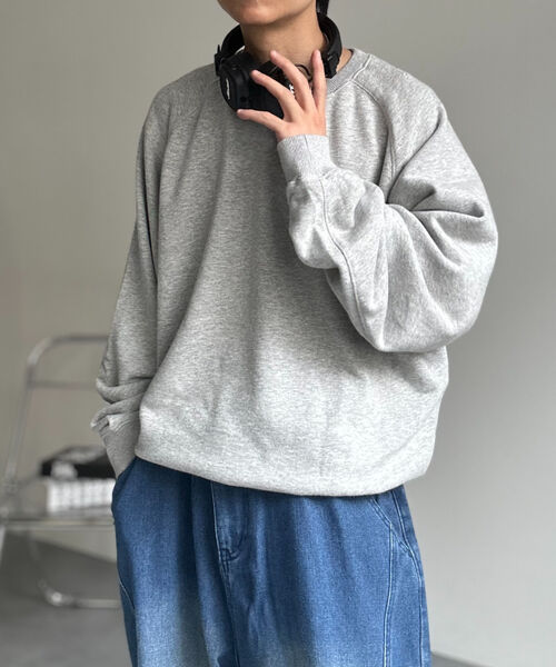 〈ユニセックス商品〉ピグメントスウェットプルオーバー