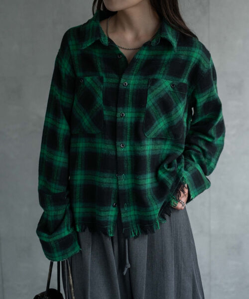 〈ユニセックス商品〉フリンジチェックシャツ