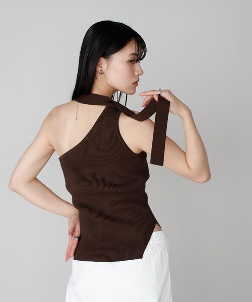 back design halter neck tank / バックデザインホルターネックタンクトップ