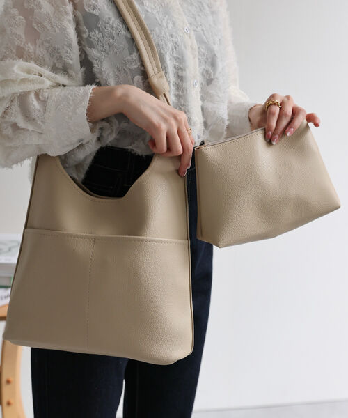 【大容量ポーチ付き】アジャスター付き 合皮トートバッグ