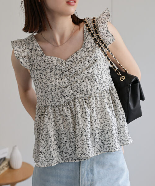 model：162cm 着用サイズ：F