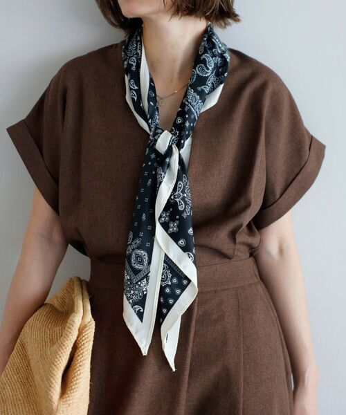 トライアングルスカーフ　　　　　　　　　　　　　　　　　