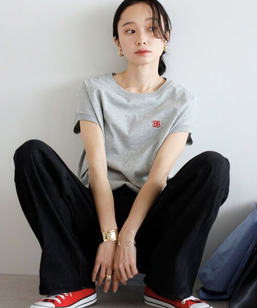 【汗染み防止】ワンポイント刺繍フレンチスリーブTシャツ